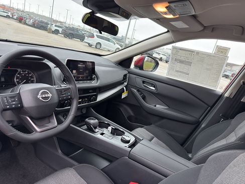 New 2026 Nissan Rogue SV w/ Cold Weather Package AWD/4WD image 25