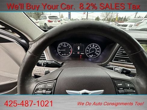 Used 2015 Hyundai Genesis 3.8 w/ Option Group 04 image 29