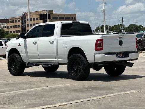 Used 2020 RAM 2500 Big Horn w/ Level 1 Equipment Group AWD/4WD image 4