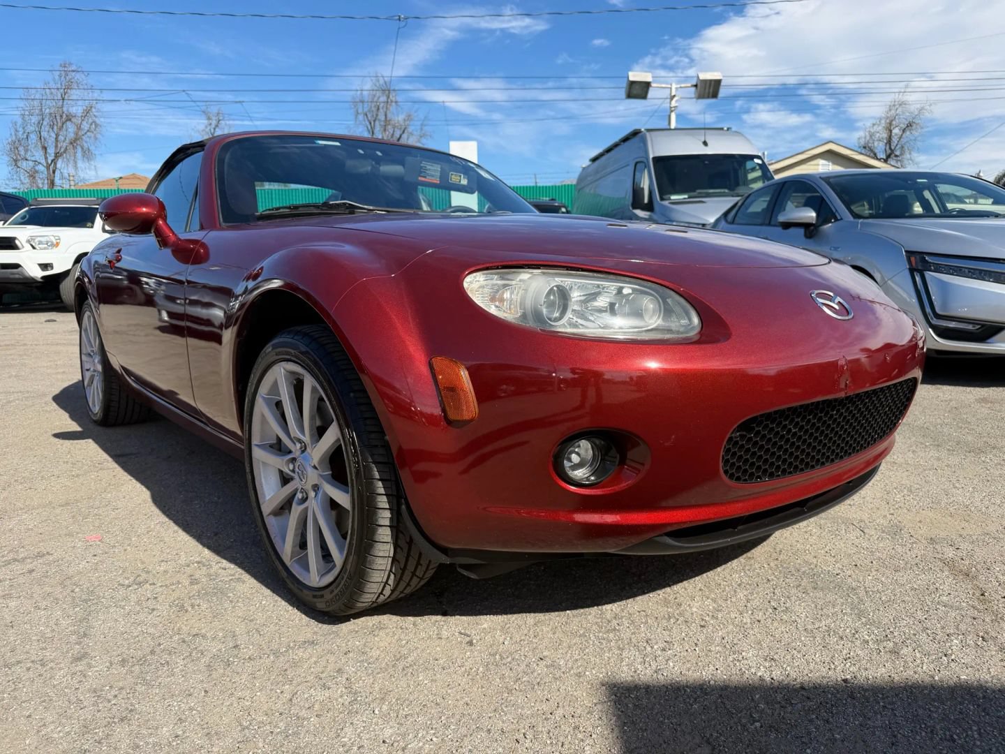 Used 2006 MAZDA MX-5 Miata Grand Touring RWD image 3