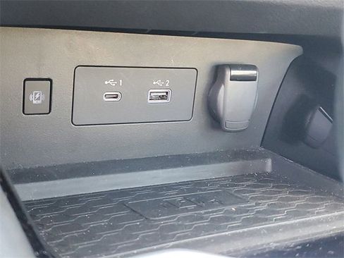 Certified 2023 Nissan Altima 2.5 SR w/ SR Premium Package image 30