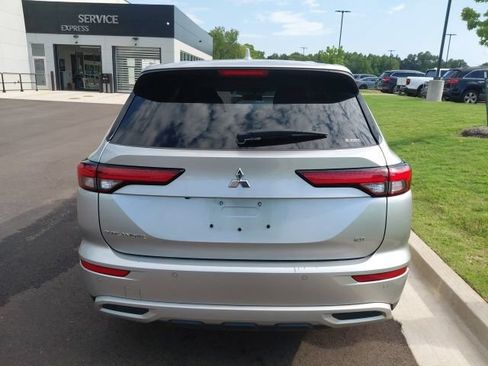 Used 2024 Mitsubishi Outlander SE Black Edition AWD/4WD image 5
