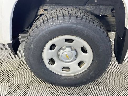 Used 2018 Chevrolet Colorado W/T AWD/4WD image 18