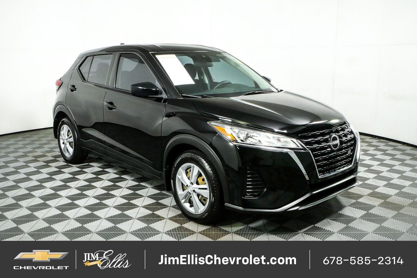 Used 2022 Nissan Kicks S FWD image 1