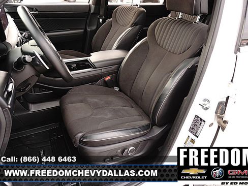 Used 2024 Hyundai Palisade Calligraphy image 9