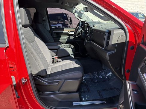 Used 2022 Chevrolet Silverado 1500 RST RWD image 27