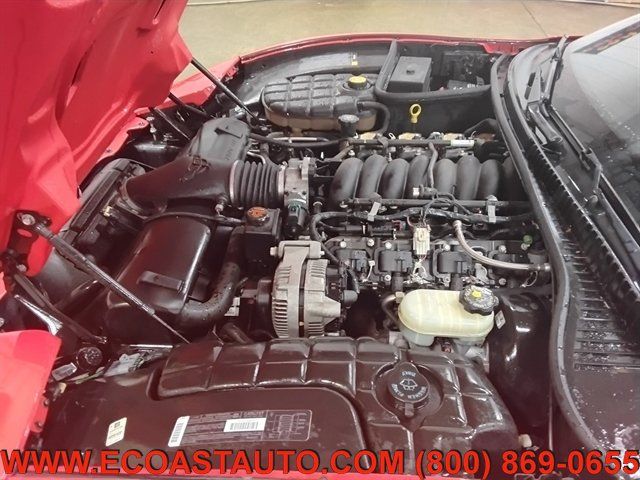 Used 1999 Chevrolet Corvette Coupe w/ Memory Pkg RWD image 9