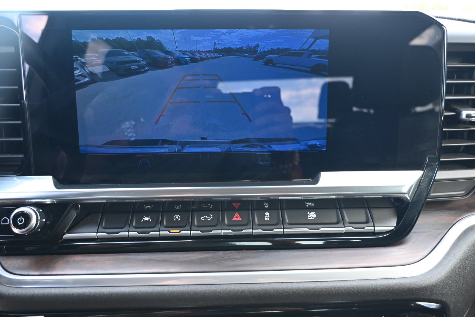 Used 2025 GMC Sierra 1500 SLT RWD image 19