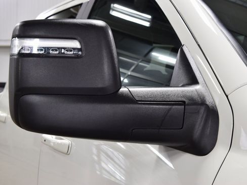 Used 2024 RAM 2500 Laramie w/ Night Edition image 17