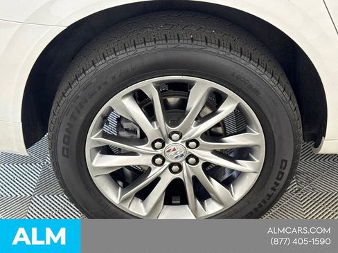Used 2023 Buick Enclave Avenir w/ Avenir Technology Package AWD/4WD image 21