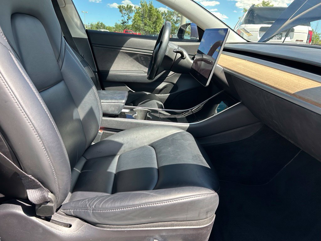 Used 2019 Tesla Model 3 Mid Range RWD image 27