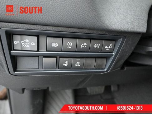 New 2026 Toyota Tundra Limited AWD/4WD image 29