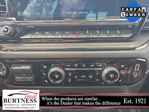 Used 2023 Chevrolet Silverado 1500 ZR2 w/ Technology Package image 4