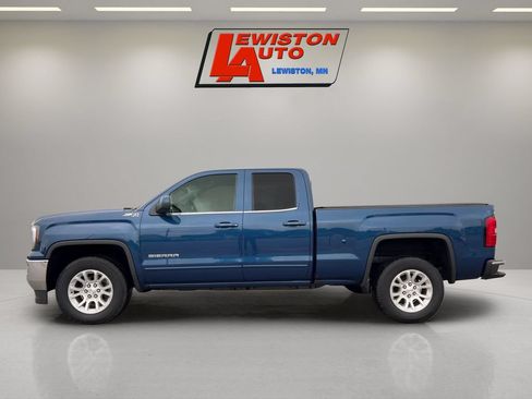Used 2017 GMC Sierra 1500 SLE w/ SLE Value Package AWD/4WD image 2