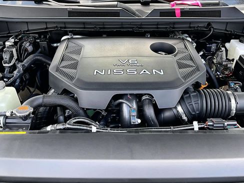 New 2026 Nissan Armada SL w/ Captain's Chari Seat Package image 19