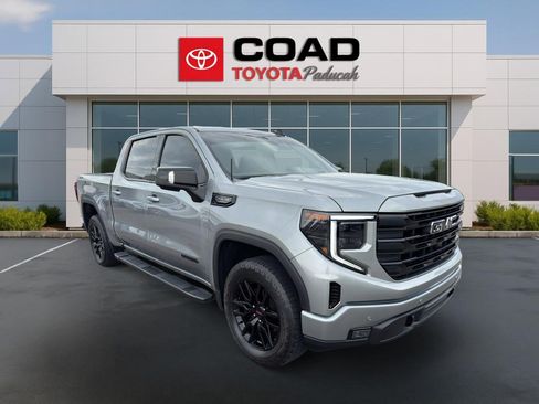 Used 2025 GMC Sierra 1500 Elevation w/ Elevation Premium Package AWD/4WD image 5