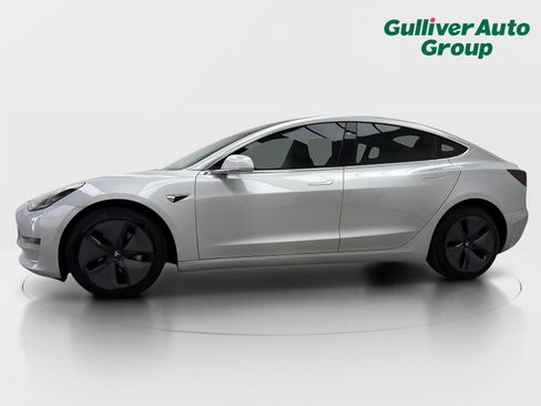 Used 2018 Tesla Model 3 Long Range RWD image 2
