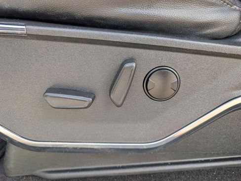 Used 2023 Ford F150 Lariat image 18