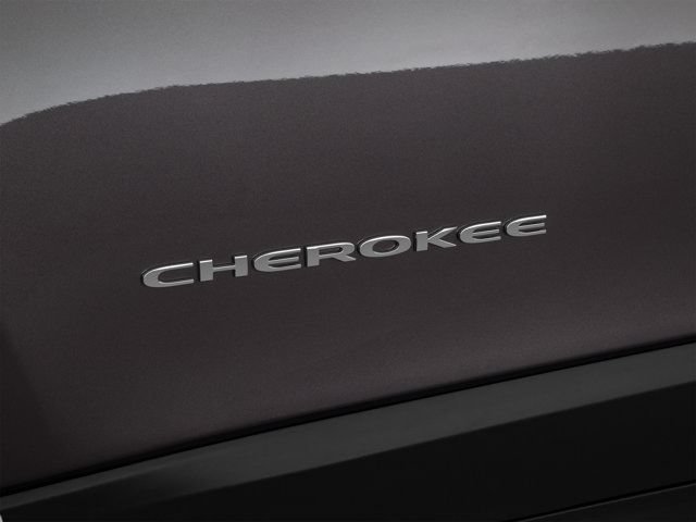 Used 2019 Jeep Cherokee Latitude Plus FWD image 50