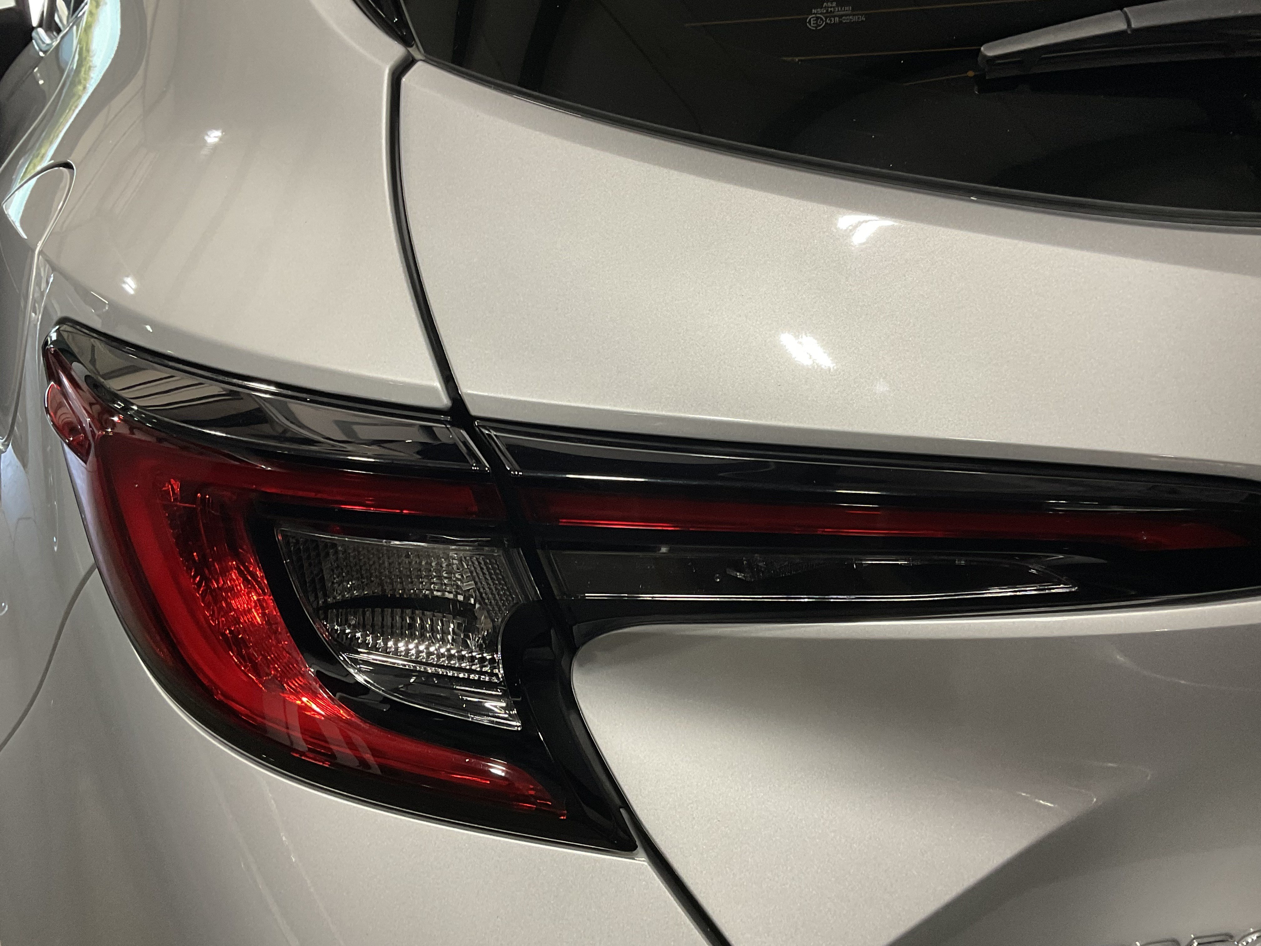 Used 2025 Toyota Corolla XSE FWD image 10
