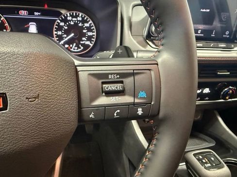 Used 2026 Nissan Rogue SV AWD/4WD image 17
