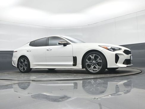 Used 2021 Kia Stinger GT-Line image 49