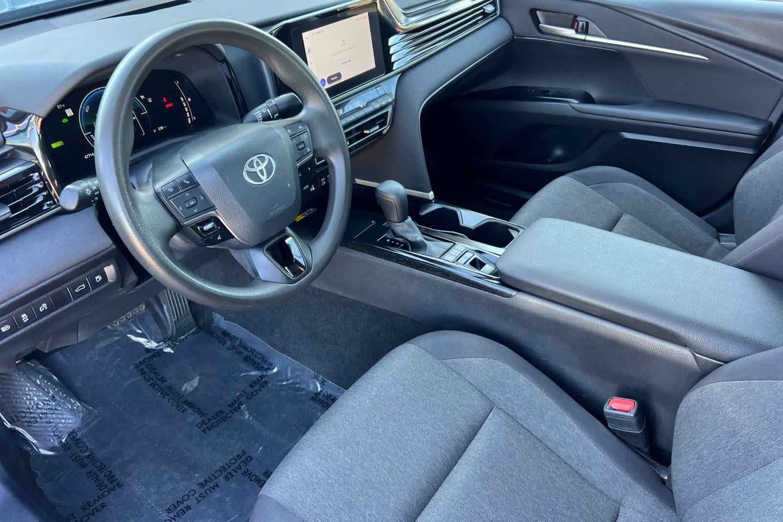 Certified 2025 Toyota Camry LE FWD image 9