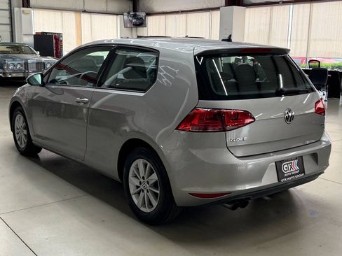 Used 2015 Volkswagen Golf 2-Door FWD image 4