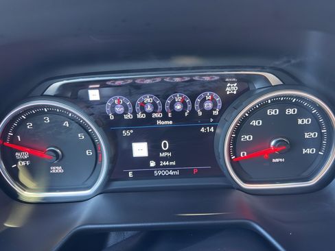 Used 2021 Chevrolet Tahoe Premier w/ Premium Package image 19