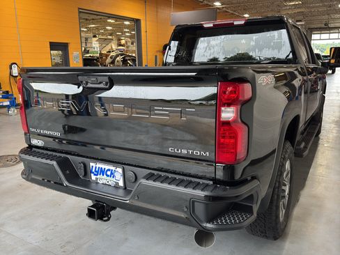 New 2026 Chevrolet Silverado 2500 Custom w/ Custom Value Package AWD/4WD image 5