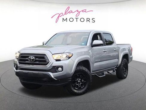 Used 2022 Toyota Tacoma SR5 w/ Technology Package AWD/4WD image 1