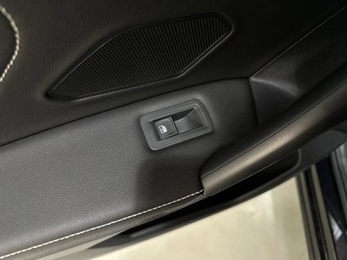 Certified 2023 Volkswagen Tiguan SE R-Line image 24