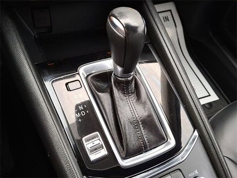 Used 2018 MAZDA CX-5 Touring image 14