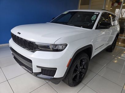 Used 2023 Jeep Grand Cherokee L Laredo