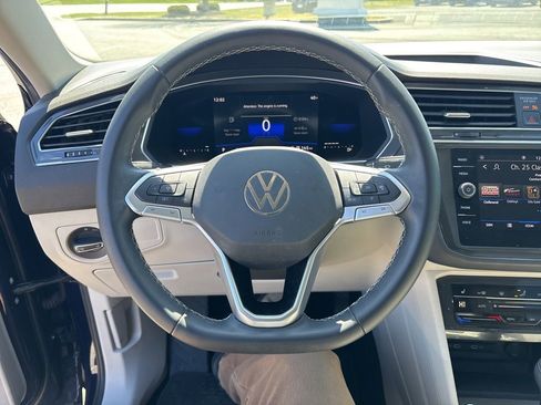 Used 2023 Volkswagen Tiguan SE FWD image 21