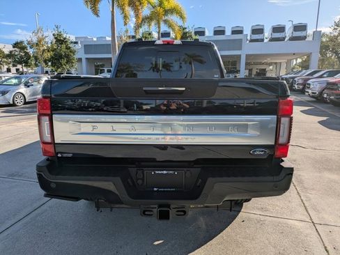 Certified 2022 Ford F250 Platinum image 5