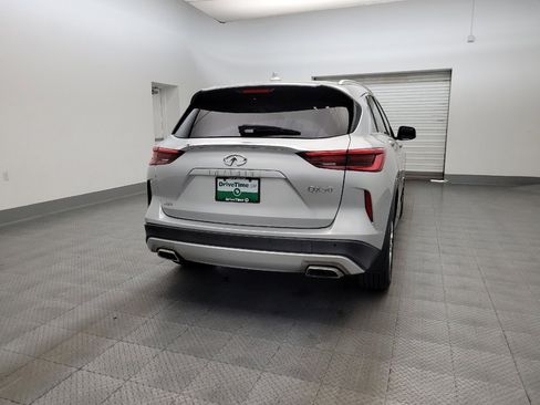 Used 2019 INFINITI QX50 Essential w/ Premium Heat Package image 7