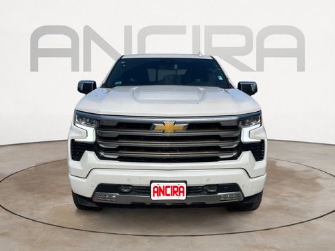Used 2022 Chevrolet Silverado 1500 High Country AWD/4WD image 5