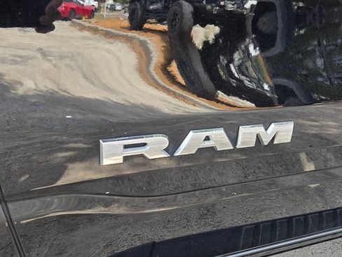 Certified 2020 RAM 1500 Big Horn AWD/4WD image 4