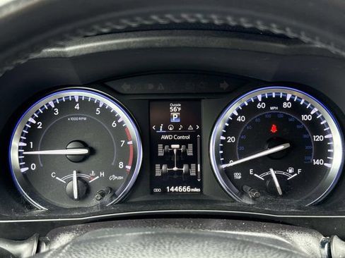 Used 2015 Toyota Highlander XLE image 28