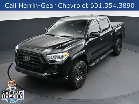 Used 2023 Toyota Tacoma SR AWD/4WD image 31