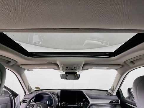 New 2026 Toyota Highlander Limited AWD/4WD image 14