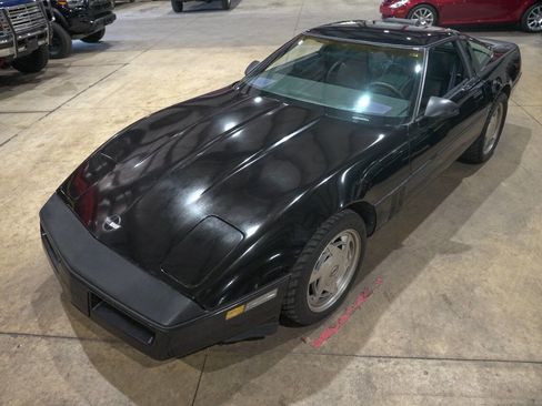 Used 1989 Chevrolet Corvette Coupe RWD image 15
