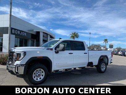 New 2026 GMC Sierra 2500 Pro w/ 1SA Pro Safety Plus Package