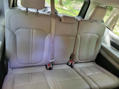 Used 2022 Jeep Wagoneer Series II image 13