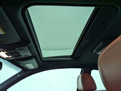 Used 2011 BMW M3 Coupe image 11