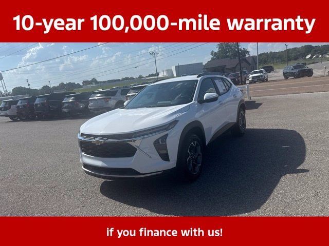 Used 2025 Chevrolet Trax LT w/ LT Convenience Package FWD image 6