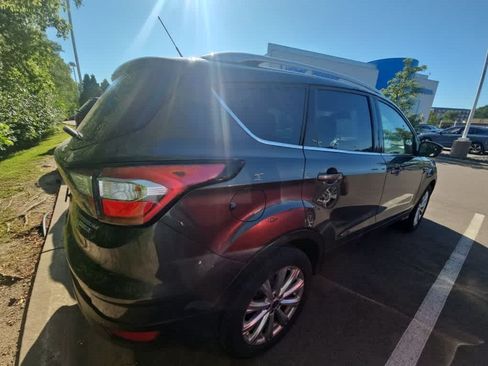 Used 2018 Ford Escape Titanium AWD/4WD image 4