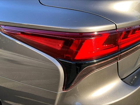 Certified 2023 Lexus LS 500 F Sport w/ Cold Weather Package (CK) RWD image 27