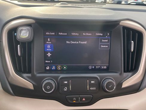 Used 2022 GMC Terrain Denali image 23